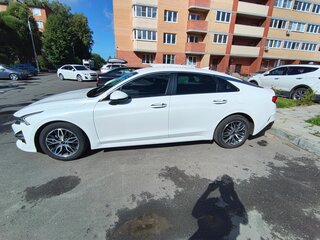 2021 Kia K5 III, белый, 2150000 рублей, вид 5