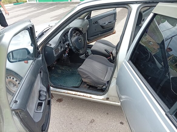 2010 Daewoo Nexia I Рестайлинг, серебристый, 120000 рублей - вид 10