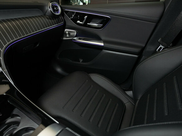 2026 Mercedes-Benz GLC 300 II (X254), чёрный, 9550000 рублей - вид 18