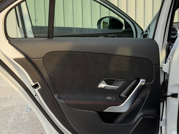 2022 Mercedes-Benz A-Класс AMG 45 AMG II (W177), белый, 4990000 рублей - вид 18