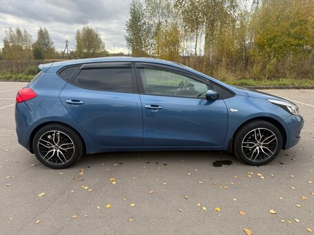 2013 Kia Ceed II, синий, 860000 рублей, вид 4