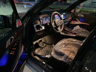 2026 BMW X7 40i I (G07) Рестайлинг, серый, 18590000 рублей, вид 5
