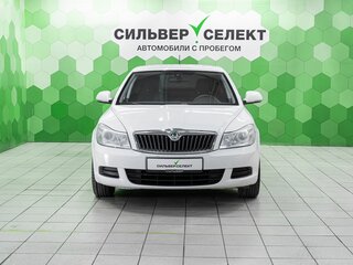 2012 Skoda Octavia II (A5) Рестайлинг, белый, 670000 рублей, вид 3