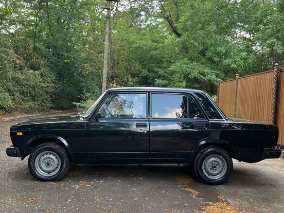 2010 Lada (ВАЗ) 2107, чёрный, 250000 рублей - вид 6