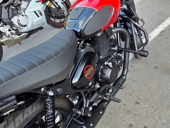 2024 Royal Enfield Hunter, красный, 380000 рублей - вид 3