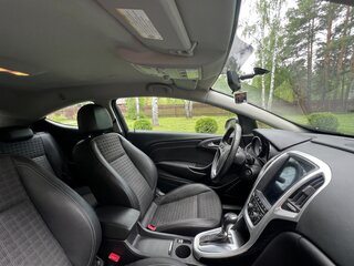 2014 Opel Astra GTC J Рестайлинг, белый, 900000 рублей, вид 5