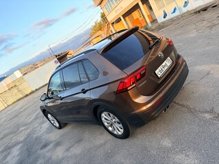 2019 Volkswagen Tiguan II, коричневый, 2320000 рублей, вид 4