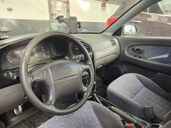 2006 Kia Spectra I Рестайлинг 2, красный, 133000 рублей - вид 6