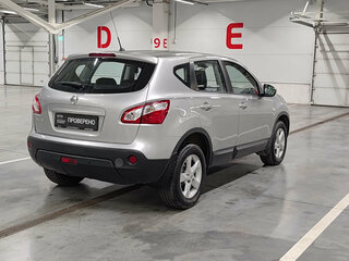2012 Nissan Qashqai I Рестайлинг, серебристый, 880000 рублей, вид 5