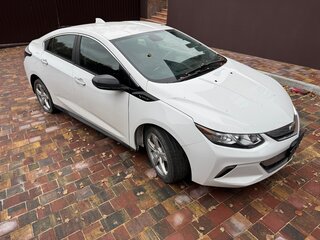 2015 Chevrolet Volt II, белый, 850000 рублей, вид 3