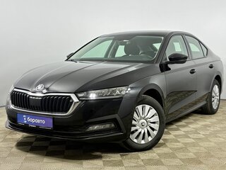 2022 Skoda Octavia IV (A8), чёрный, 2330000 рублей, вид 1