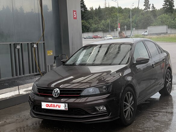 2015 Volkswagen Jetta VI Рестайлинг, коричневый - вид 1