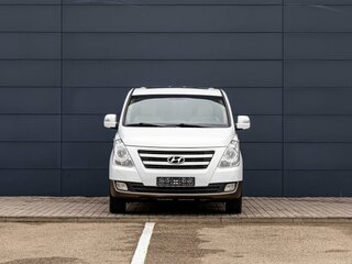 2016 Hyundai Grand Starex I Рестайлинг, белый, 2795000 рублей, вид 2