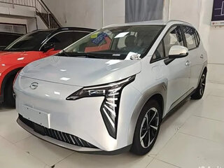 2026 Aion Y Plus 51.9 kWh, серебристый, 1850000 рублей, вид 1