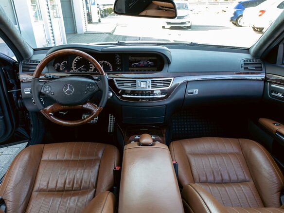 2010 Mercedes-Benz S-Класс 350 V (W221) Рестайлинг, чёрный, 1595000 рублей - вид 16