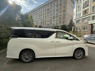 2016 Toyota Vellfire II, белый, 3300000 рублей, вид 2