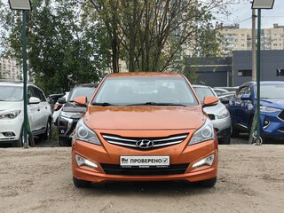 2016 Hyundai Solaris I Рестайлинг, оранжевый, 849000 рублей, вид 2