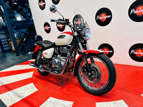 2026 Royal Enfield Meteor, красный, 528000 рублей, вид 2