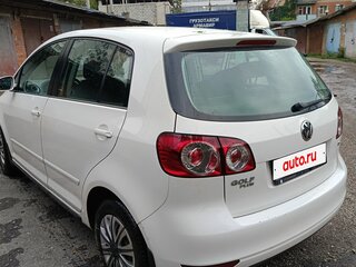 2010 Volkswagen Golf Plus II, белый, 680000 рублей, вид 3