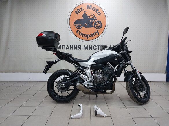 2014 Yamaha MT-07 (FZ-07), белый, 599000 рублей