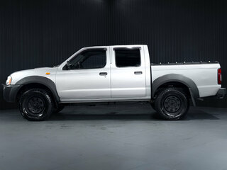 2009 Nissan NP300, серебристый, 649000 рублей, вид 4
