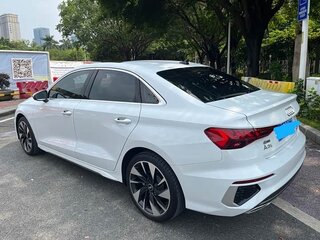 2022 Audi A3 35 TFSI IV (8Y), белый, 1680000 рублей, вид 4