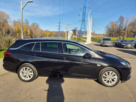 2020 Opel Astra K Рестайлинг, чёрный, 1850000 рублей, вид 3