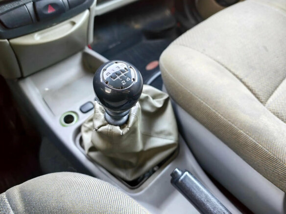 2011 Lada (ВАЗ) Kalina I, серебристый - вид 12
