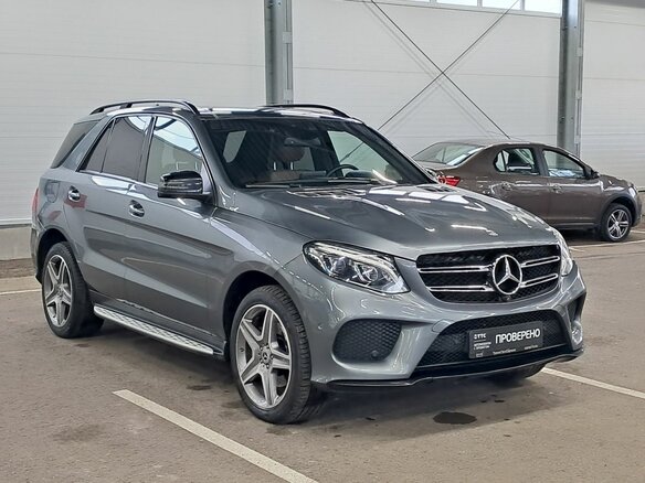 2017 Mercedes-Benz GLE 300 I (W166), серый, 2739000 рублей - вид 2