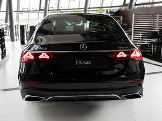 2025 Mercedes-Benz E-Класс 300 VI (W214, S214), чёрный, 8750000 рублей, вид 4