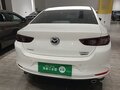 2019 Mazda 3 Axela III (BM) Рестайлинг, белый, 1850000 рублей - вид 4