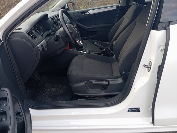 2012 Volkswagen Jetta VI, белый, 990000 рублей - вид 4