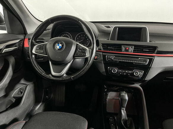 2017 BMW X1 20i xDrive II (F48), чёрный, 1870000 рублей - вид 14