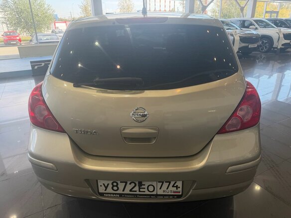 2010 Nissan Tiida I Рестайлинг, серебристый - вид 5