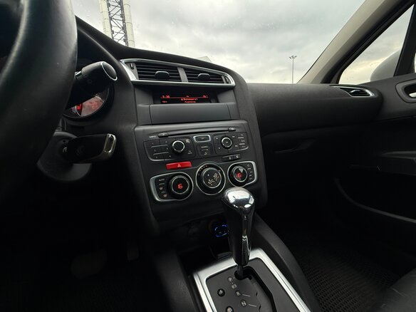 2012 Citroen C4 II, белый, 521000 рублей - вид 10