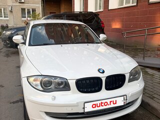 2011 BMW 1 серии 116i I (E81/E82/E87/E88) Рестайлинг, белый, 580000 рублей, вид 2