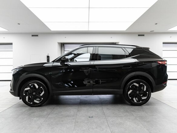2026 Omoda C7, белый, 3499000 рублей - вид 4