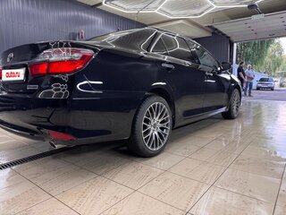 2017 Toyota Camry VII (XV50) Рестайлинг 2, чёрный, 2450000 рублей, вид 3