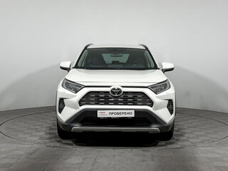 2019 Toyota RAV4 V (XA50), белый, 2560000 рублей, вид 2