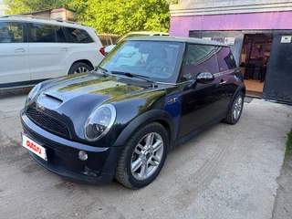 2006 Mini Hatch Cooper S I (R50), чёрный, 699000 рублей, вид 1