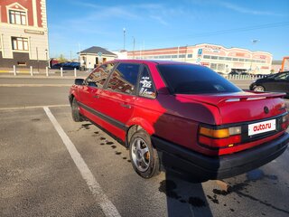 1992 Volkswagen Passat B3, красный, 150000 рублей, вид 3