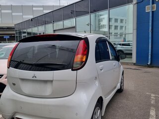 2008 Mitsubishi i, белый, 490000 рублей, вид 3