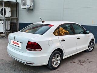 2018 Volkswagen Polo V Рестайлинг, белый, 1150000 рублей, вид 5