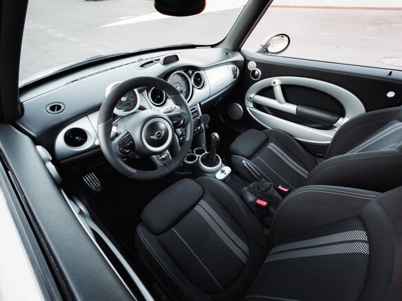 2003 Mini Hatch Cooper S I (R50), красный, 2000000 рублей - вид 23