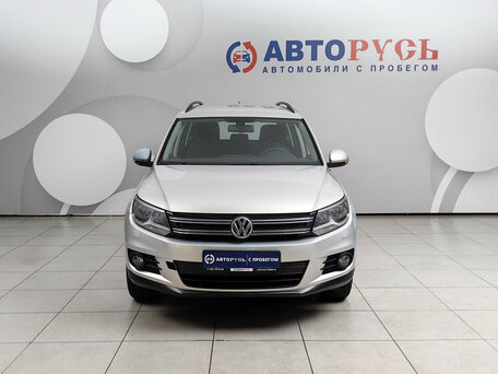 2013 Volkswagen Tiguan I Рестайлинг, серебристый, 854000 рублей, вид 3