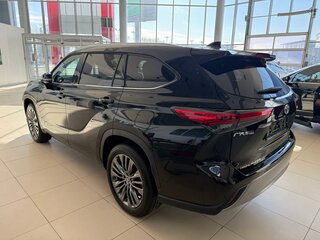 2026 Toyota Highlander IV (XU70), чёрный, 4291000 рублей, вид 5