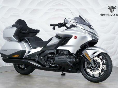 2025 Honda GL 1800 Gold Wing, серебристый, 3199000 рублей, вид 5