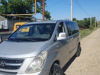 2008 Hyundai Grand Starex I, серебристый, 950000 рублей, вид 1