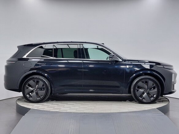2026 Li Auto (Lixiang) L7 52.3 kWh I Рестайлинг, чёрный, 10690000 рублей - вид 3