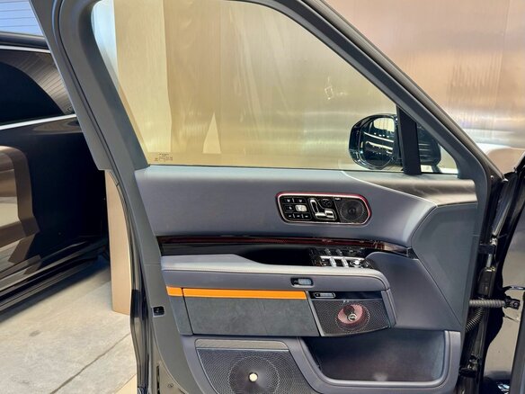 2026 Zeekr 9X 70 kWh, чёрный, 13640000 рублей - вид 14